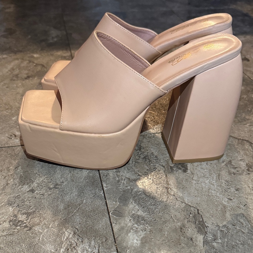 Elegant Beige Platform Mules